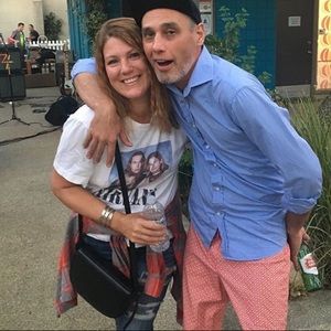 Hello! I’m Kimberley at ShopKisme.